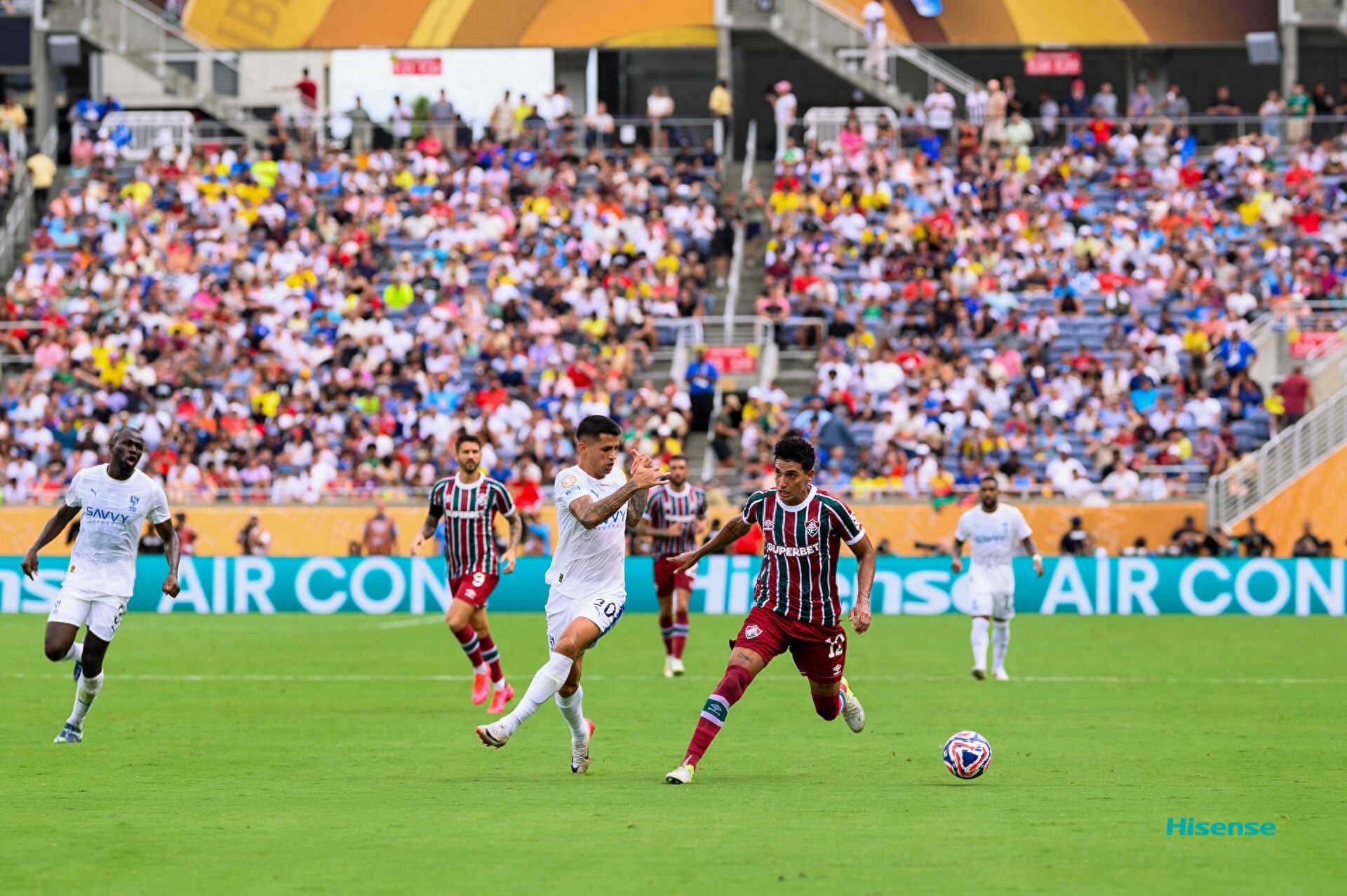 惊天逆袭!球队在亚冠比赛中力挫对手,全场震撼 惊天逆袭!球队在亚冠比赛中力挫对手,全场震撼