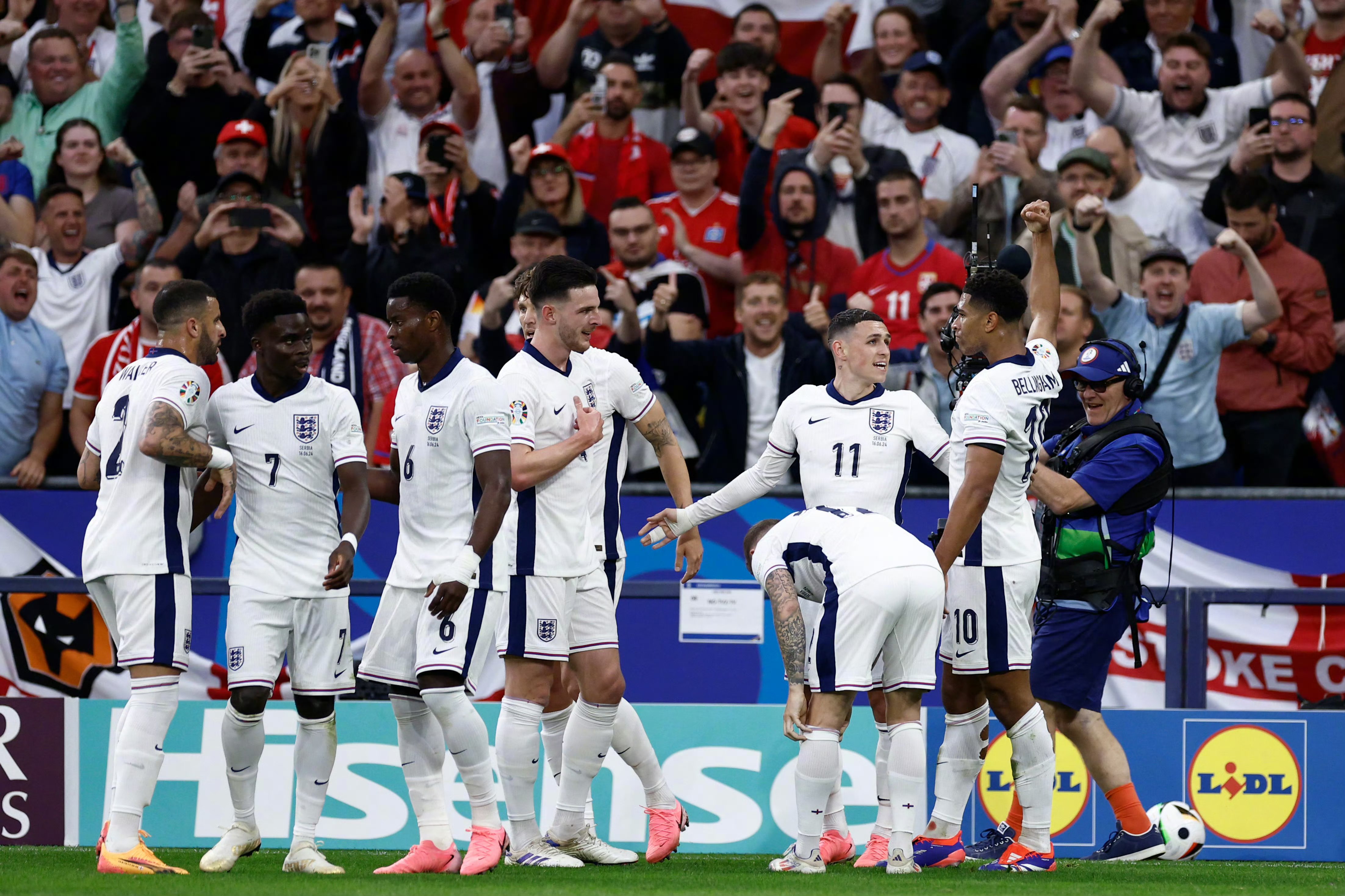 塞维利亚绝杀皇马，贝林厄姆带队取胜