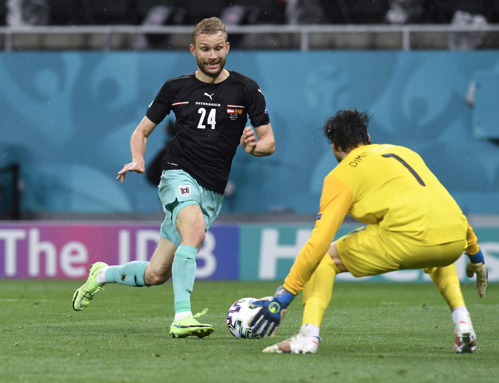 奥地利队力克日本队，波尔刷新纪录