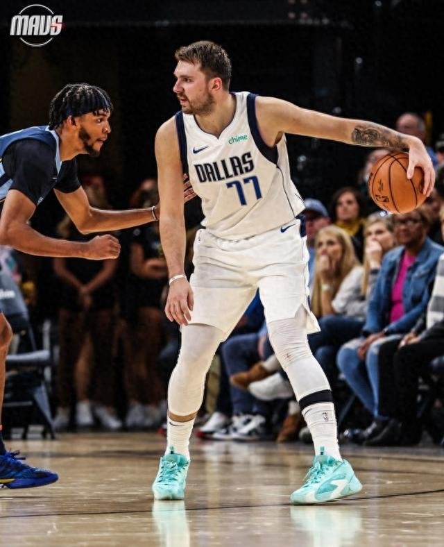 独行侠力克魔术，东契奇惊艳四座