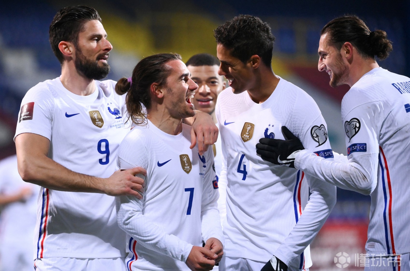 法国队险胜瑞典队，奥恰洛夫高光表现