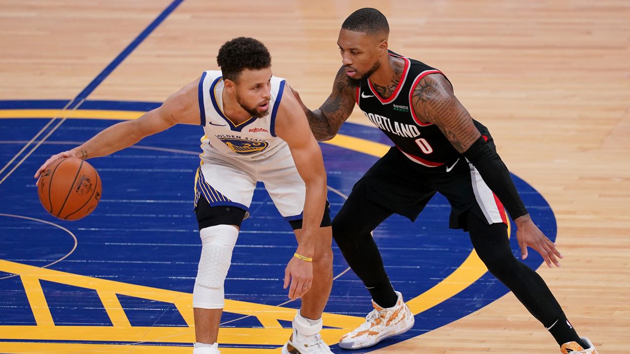 青岛队横扫北京队,利拉德统治全场 青岛队横扫北京队,利拉德统治全场