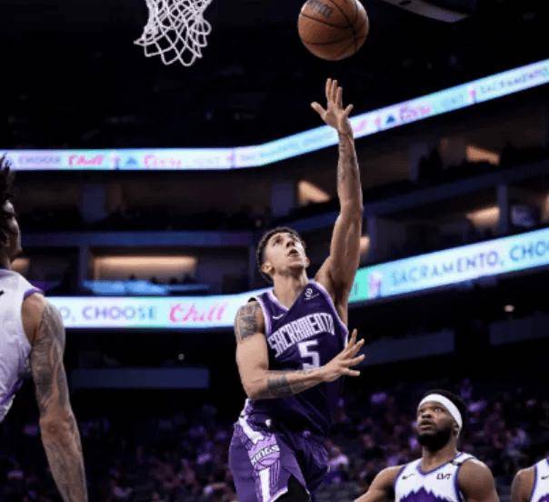 爵士翻盘热火,德罗赞统治全场 爵士翻盘热火,德罗赞统治全场